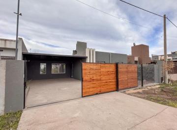 Casa · 360m² · 4 Ambientes · 2 Cocheras · Casa 3 Dorm. en Venta Tierra de Sueños 3
