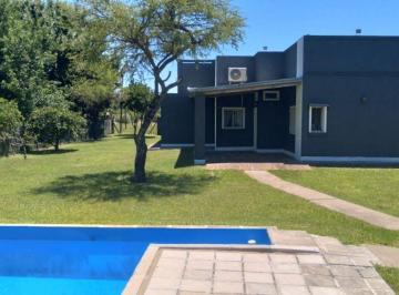 Casa de 5 ambientes, Colastiné · Casa de 1000 m² con 2 Dorm. en Venta en Colastiné