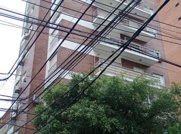 Departamento de 4 ambientes, Lanús · Espectacular Semiìpiso de 4 Ambientes Apto Credito con Cochera.