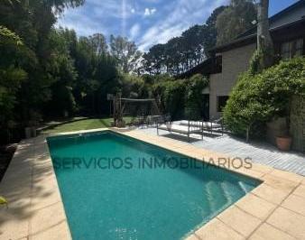 Casa · 430m² · 7 Ambientes · Casa Alquiler Temporario Bosque Peralta Ramos