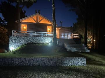 Casa de 7 ambientes, Costa Esmeralda · Exclusiva Casa Al Golf 1 Sobre Lote de 1650 m, en Costa Esmeralda (Acepto Perm