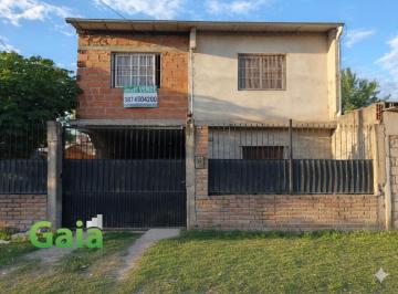 Casa · 200m² · 4 Dormitorios · 2 Cocheras · Casa en Venta en Barrio Primera Junta