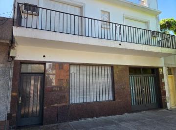 PH · 259m² · 5 Ambientes · 1 Cochera · Venta de PH en Paternal