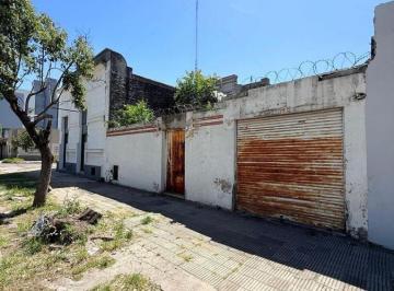 Casa · 1m² · 3 Ambientes · 1 Cochera · Venta Casa a Reciclar en Calle Sixto Laspiur 483 Bahia Blanca