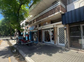 PH de 6 ambientes, Lomas de Zamora · Departamento en 1er Piso de 6 Ambientes. Excelente Potencial. Sin Expensas