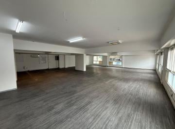 Oficina comercial · 210m² · 3 Ambientes · 5 Cocheras · Oficina Comercial en Microcentro con Cocheras