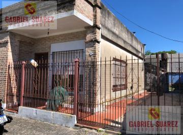 Casa · 80m² · 3 Ambientes · 3 Cocheras · Casa con Techo de Losa, Entrada Pasante Auto - Apto Credito Hipotecario