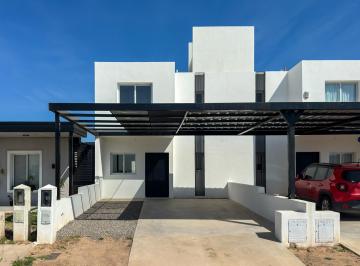 PH · 138m² · 4 Ambientes · 2 Cocheras · Duplex Venta 3 Dorm. Docta Av