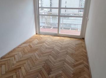 Departamento · 77m² · 5 Ambientes · Venta - Departamento de Tres Dorm.. Centro, Rosario.