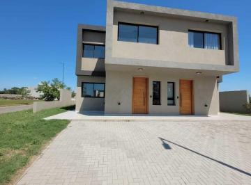 Casa de 3 ambientes, Córdoba · Dúplex de 3 Dorm. a Estrenar Listo Para Habitar en San Guillermo