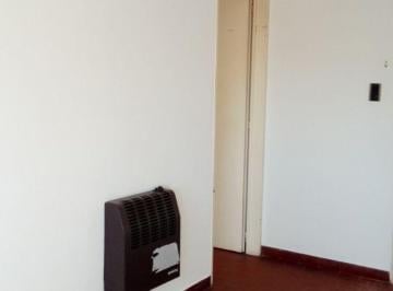 Departamento de 2 ambientes, Rosario · Departamento de 1 Dormitorio Contrafrente, Echesortu, Escalera, Bajos Gastos!