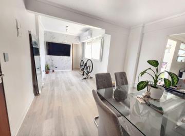 Departamento · 75m² · 4 Ambientes · Departamento en en Venta 3 Dorm.. Apto Credito.