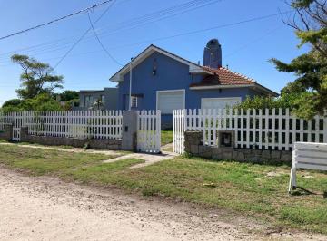 Casa de 3 ambientes, Mar del Plata · Casa con 1000 m² en Alquiler en Alfar, 2 Dorm.