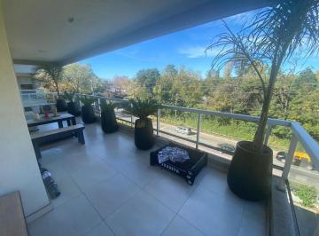 Departamento · 82m² · 3 Ambientes · 1 Cochera · 3 Ambientes Esquina Amoblado con Amenities.
