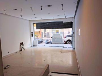 Local comercial de 1 ambiente, San Nicolás · Local en Alquiler Muy Bien Ubicado en La Calle Viamonte Al 1800