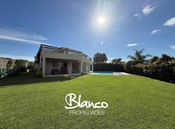 Casa · 286m² · 6 Ambientes · 2 Cocheras · Casa en Alquiler en El Barrio El Atardecer, Haras Santa Maria, Escobar