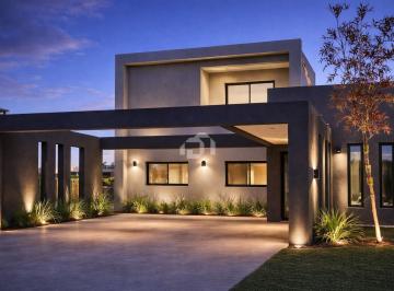 Casa · 138m² · 4 Ambientes · 2 Cocheras · Casa en Venta en San Ramón, Pilar del Este, Pilar