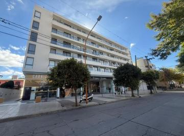 Local comercial · 36m² · 1 Ambiente · Local Centrico, muy Buena Ubicacion.