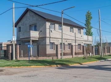 Casa · 140m² · 2 Dormitorios · Venta - Casa 2 Dorm. - Tierra de Sueños 2 - Roldan
