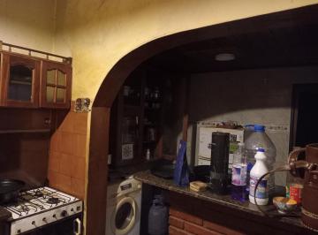 Casa · 110m² · 4 Ambientes · 1 Cochera · Casa 4 Amb Pileta y Quincho Caseros
