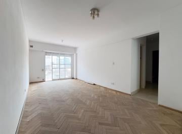 Departamento · 77m² · 4 Ambientes · Departamento 3 Dorm., Cocina Separada, 2 Baños, Centro