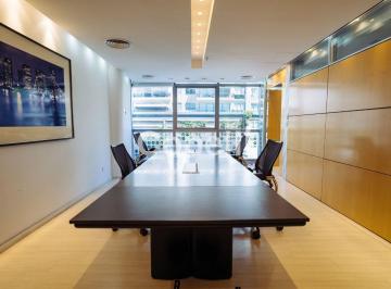 Oficina comercial de 6 ambientes, Puerto Madero · Oficina Corporativa de 275 m² en Madero Center – Diseño, Luz y Funcionalidad Premium