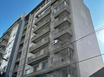 Garage · 5m² · Oportunidad - Cochera Cubierta Centro de Banfield