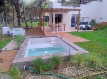 Casa · 200m² · 4 Ambientes · Casa en Venta Costa Esmeralda