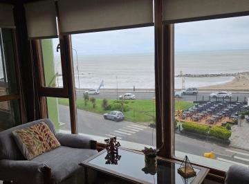 Departamento de 3 ambientes, Mar del Plata · Se Vende Semipiso Frente Al Mar La Perla.