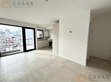Departamento · 43m² · 2 Ambientes · 1 Cochera · Departamento - Guemes