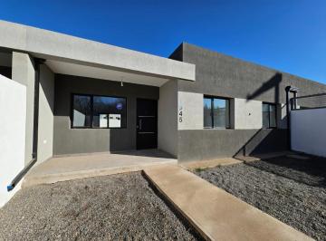 Casa · 96m² · 3 Ambientes · Venta | Casa 3 Hab en B° Confluencia Rural | Neuquen