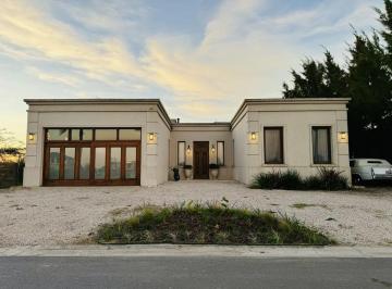 Casa de 4 ambientes, Berazategui · Casa en Venta en Puerto Nizuc