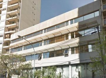 Oficina comercial · 353m² · 1 Cochera · Excelente Piso Al Frente Sobre Av del Libertador - Olivos