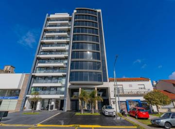 Oficina comercial · 100m² · 1 Cochera · Excelente Oficina en Venta en San José