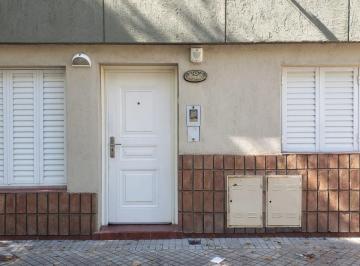 Casa · 35m² · 3 Ambientes · Casa - Rosario - Venta - Alquiler - Castellanos Al 300