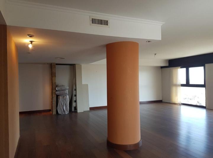 Departamento · 210m² · 4 Ambientes · 1 Cochera