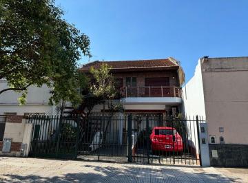 PH de 3 ambientes, Liniers · Venta PH con Cochera