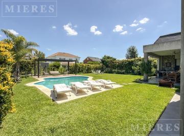 Casa · 465m² · 7 Ambientes · 2 Cocheras · Casa en Venta Sobre Lote Interno, Los Castores Nordelta