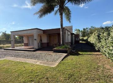 Casa de 5 ambientes, Juárez Celman · Casa en Venta - Juarez Celman
