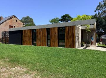 Casa · 138m² · 4 Ambientes · 2 Cocheras · Casa en Venta en Lasalle - Pinamar - Costa Atlantica