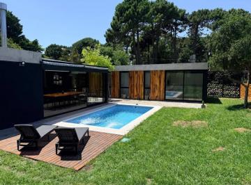 Casa · 138m² · 4 Ambientes · 2 Cocheras · Casa en Venta en Lasalle - Pinamar - Costa Atlantica