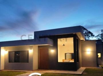 Casa · 170m² · 5 Ambientes · 1 Cochera · Casa en Venta en Costa Esmeralda