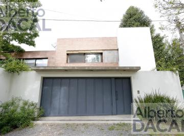 Casa · 219m² · 6 Ambientes · 2 Cocheras · Casa - Venta - Gonnet Entre Caminos