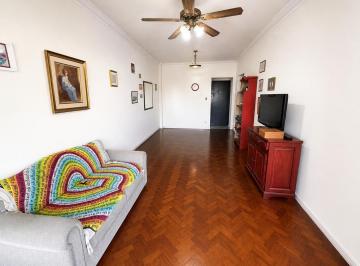 Departamento · 58m² · 3 Ambientes · Departamento de 3 Ambientes Luminoso