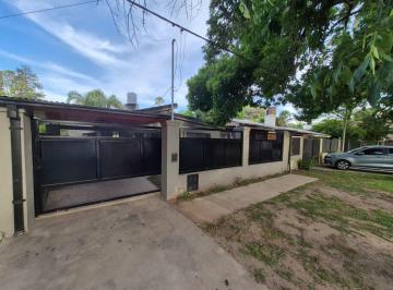Casa · 74m² · 3 Ambientes · 1 Cochera · Casa en Profesional Country Club