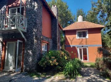 Casa · 432m² · Venta de Complejo en Mar Azul, Villa Gesell