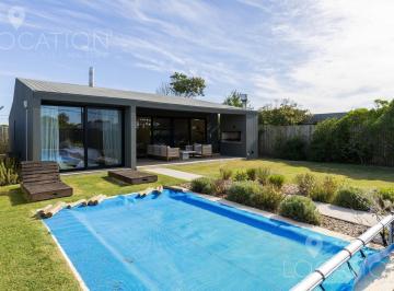 Casa · 95m² · 4 Ambientes · Casa en Alquiler Temporal - Lho