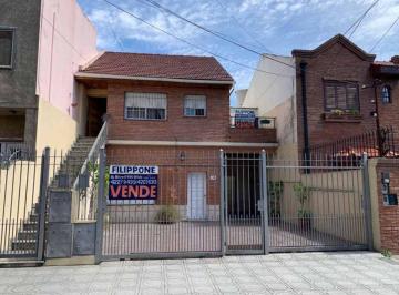 Casa de 3 ambientes, Avellaneda · Hermoso Departamento Tipo PH de 3 Ambientes en Planta Alta con Entrada Independiente de La Calle.