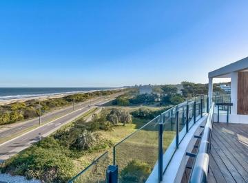 Departamento · 170m² · 5 Ambientes · 1 Cochera · Departamento en Venta Punta del Este Edif Arenas Blancas