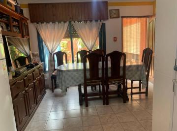 PH · 95m² · 4 Ambientes · PH 4 Ambientes en Lanus Oeste